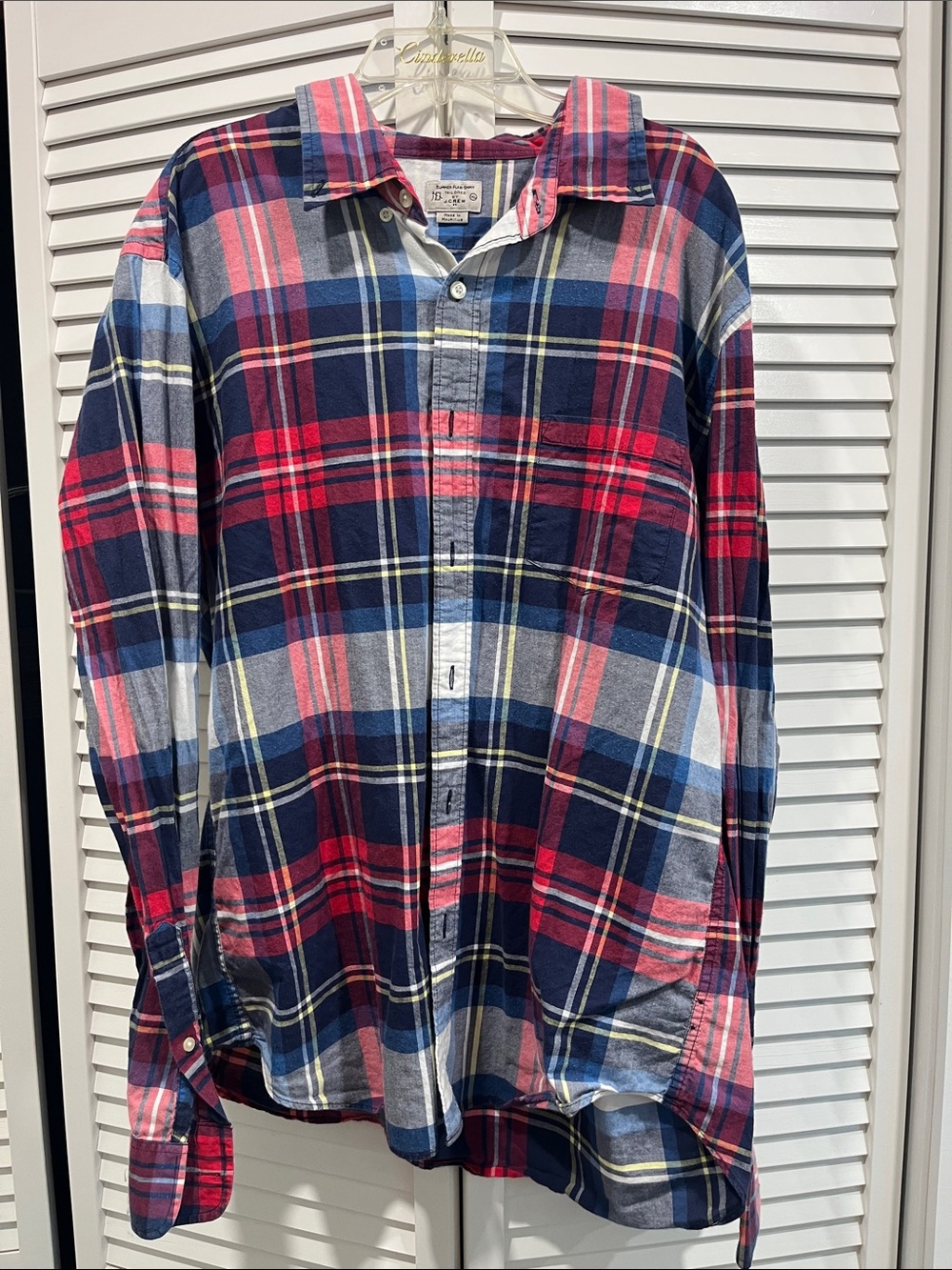 Classic Men's Plaid Button-Up Shirt - Navy & Red